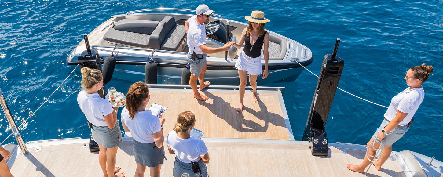 luxury-yacht-how-to-rent-luxury-yachts-in-dubai