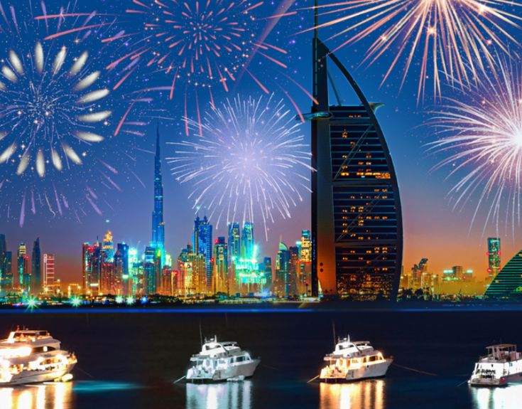 celebrate-this-new-year-s-evening-on-dubai-s-most-luxurious-yacht